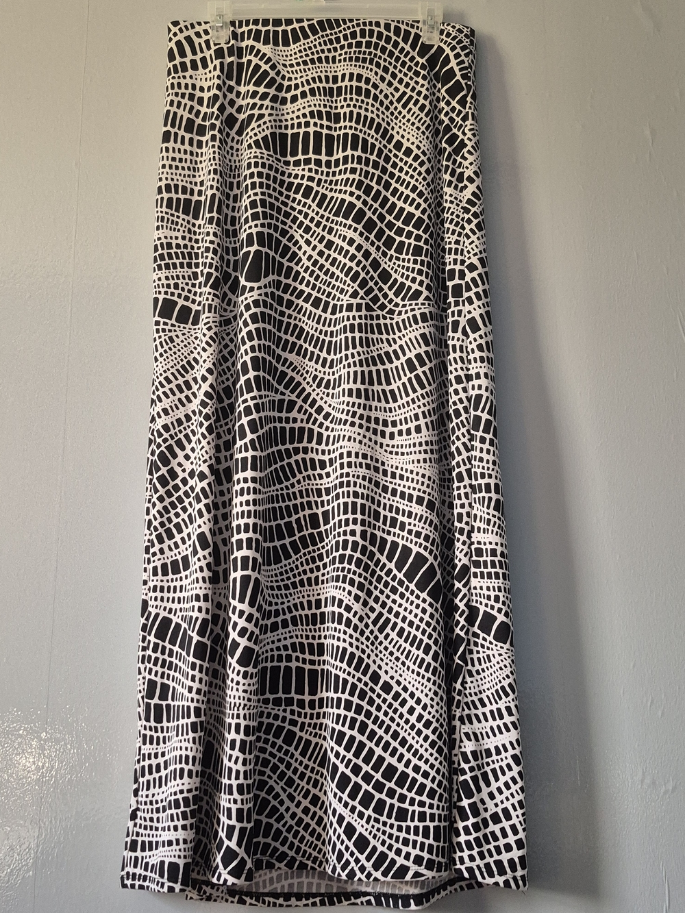 New York & Company Black and White Mosaic Maxi Skirt